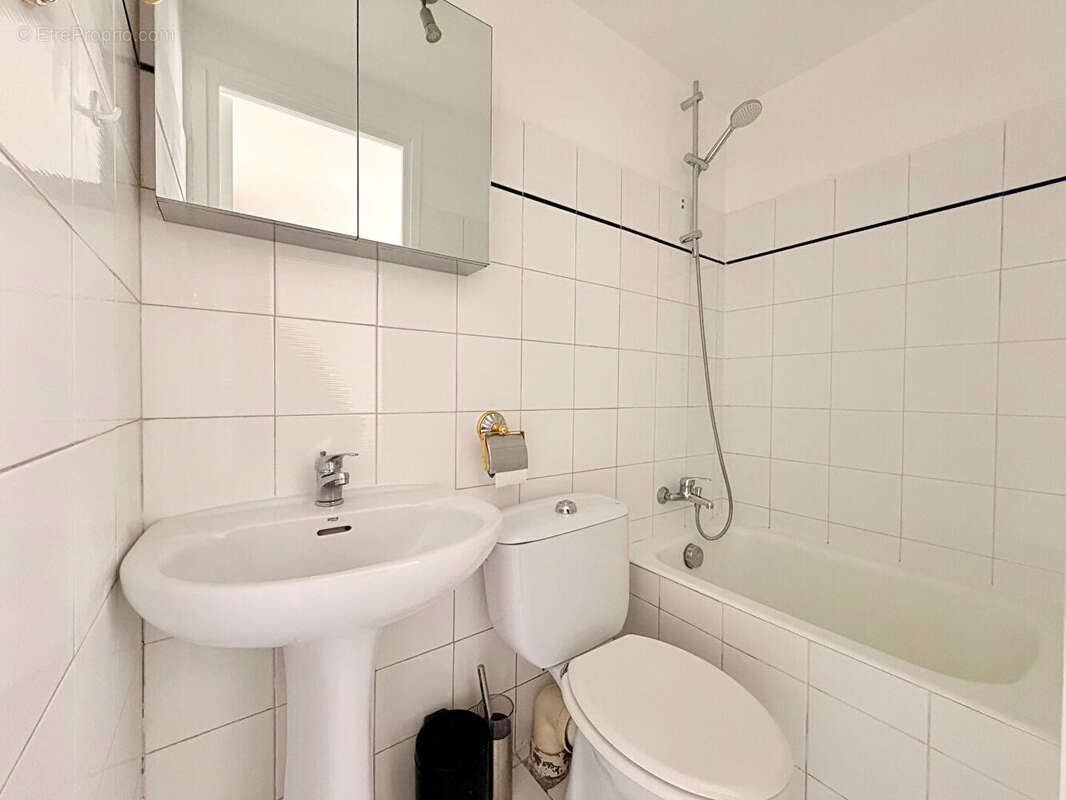 Appartement à PARIS-12E