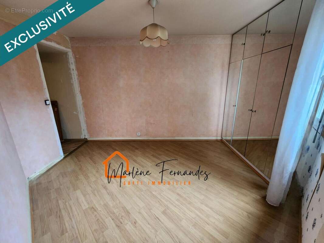 Photo 9 - Appartement à SAVIGNY-SUR-ORGE