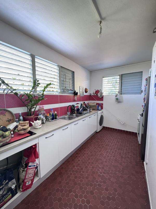 A VENDRE / Immeuble de rapport Morne Vert 97226 - photo 5