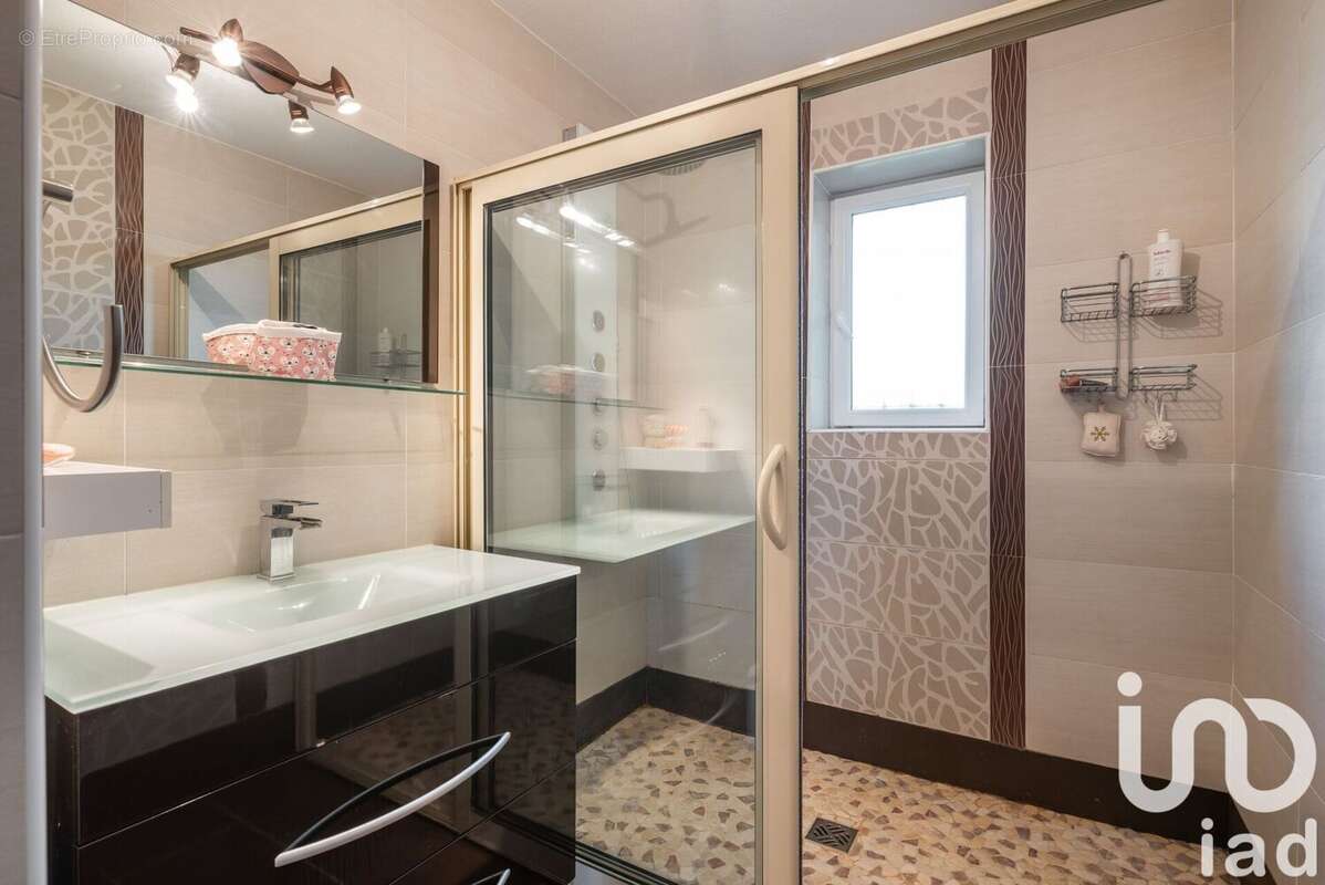 Photo 9 - Maison à FONTAINE