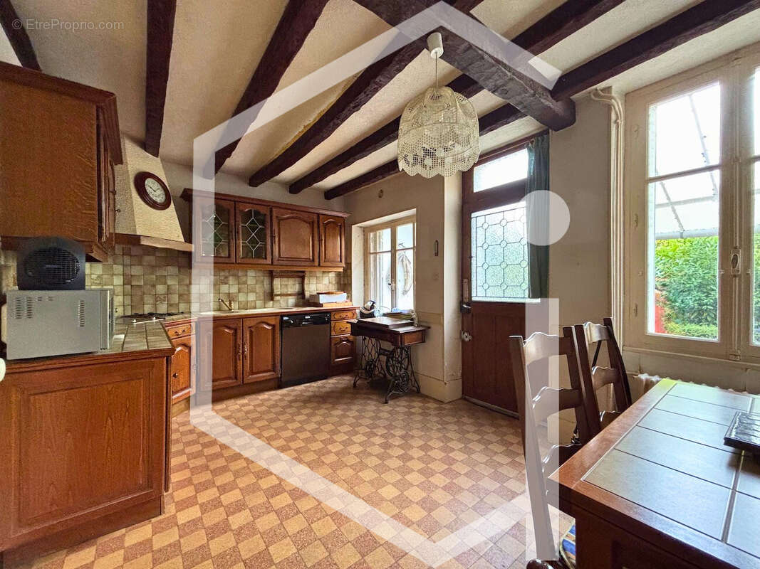 Maison à LA CHARITE-SUR-LOIRE