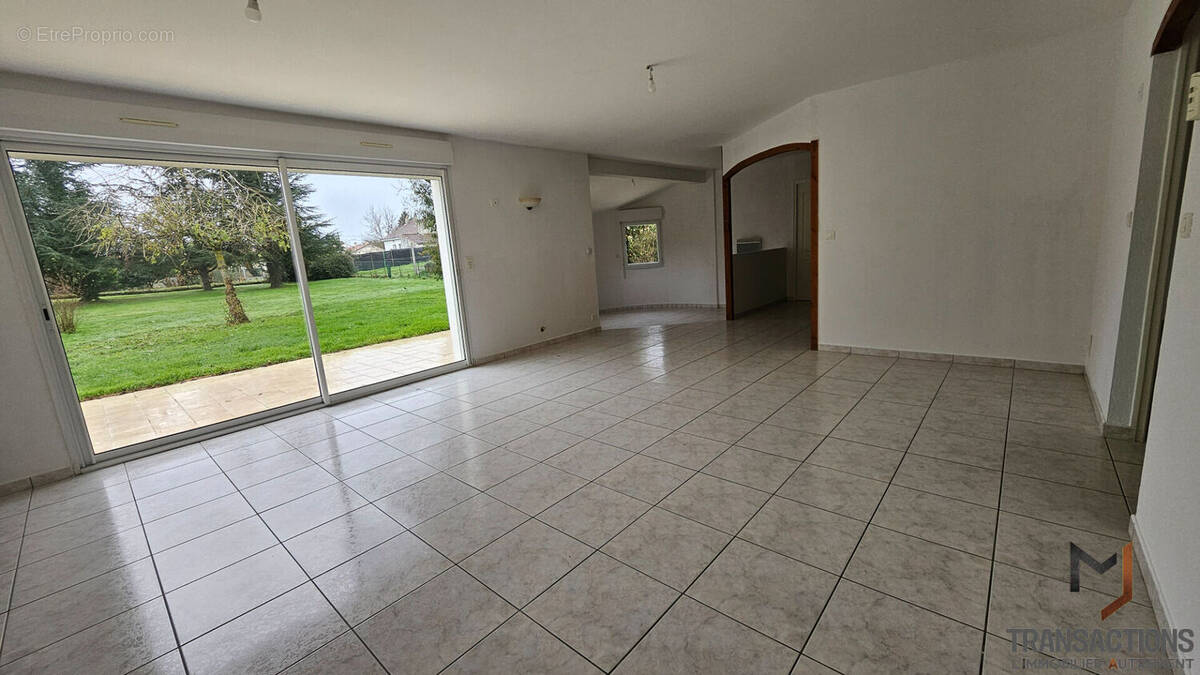 Maison à ARTHON-EN-RETZ