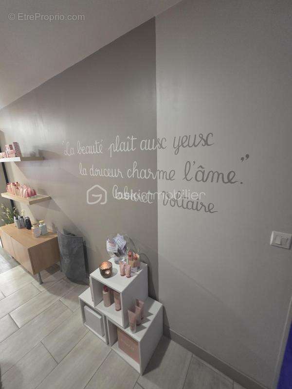 Commerce à SAINT-SEBASTIEN-SUR-LOIRE