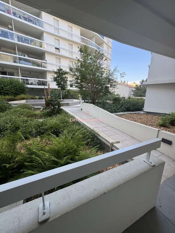 Appartement à MARSEILLE-8E