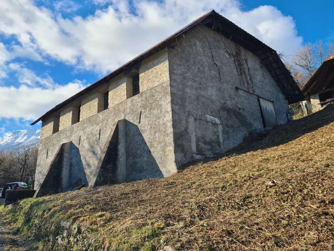 Maison à VERRENS-ARVEY