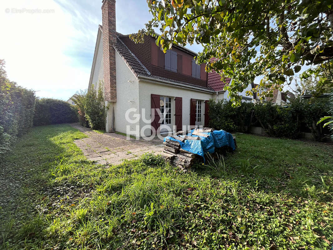 Maison à MILLY-LA-FORET
