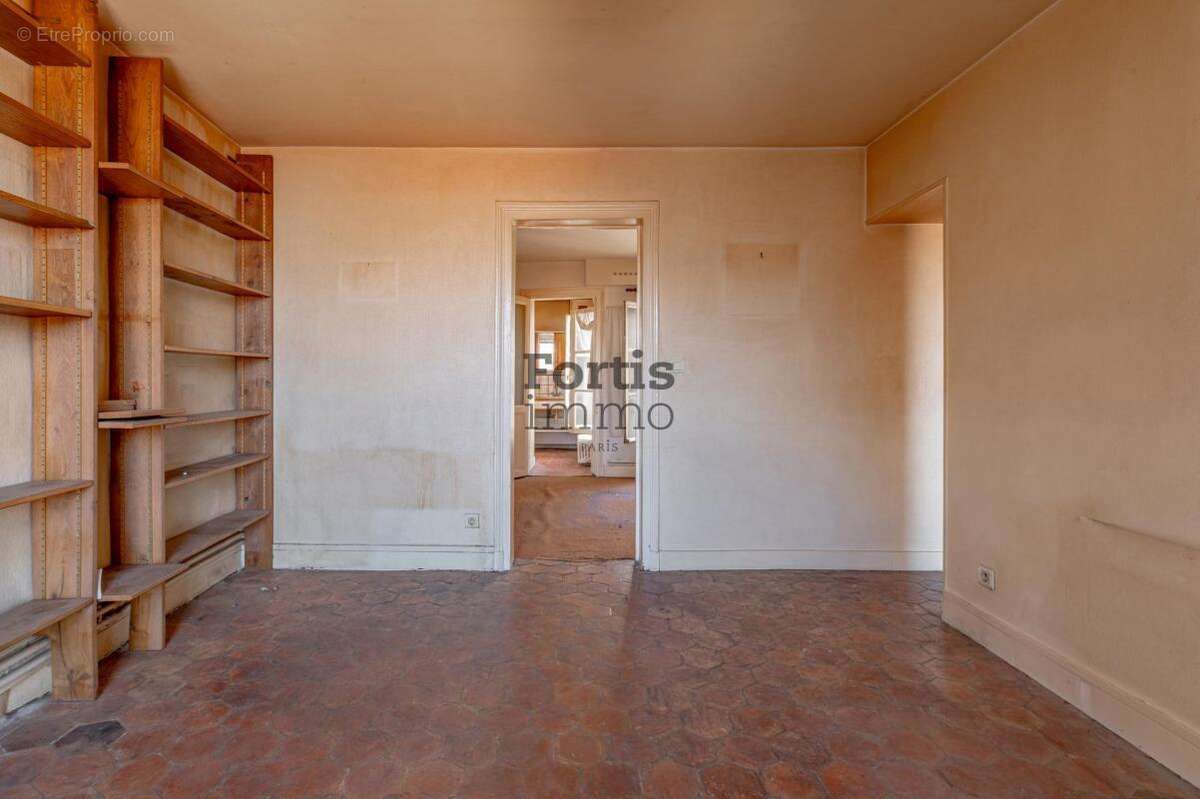 Appartement à PARIS-6E