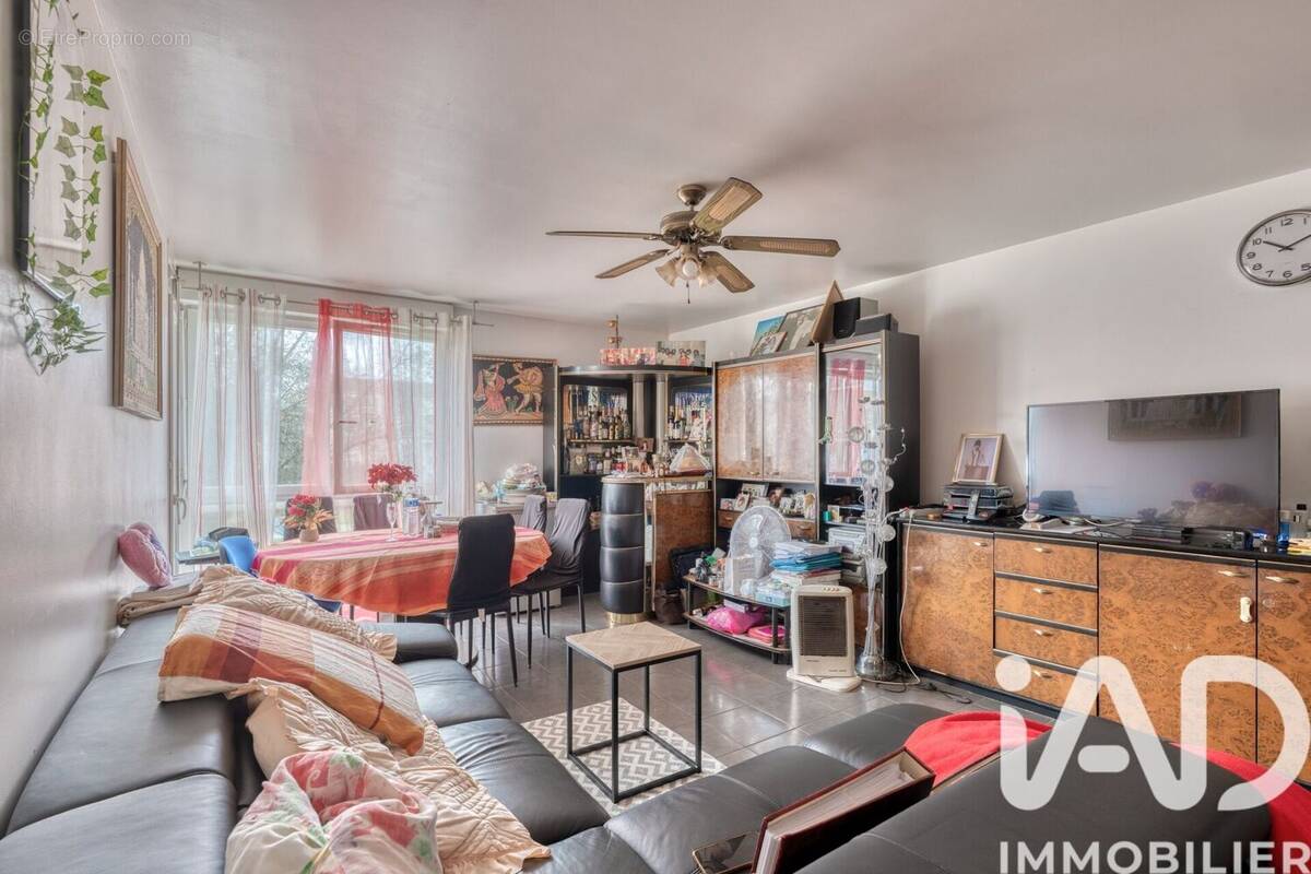 Photo 1 - Appartement à MONTEVRAIN