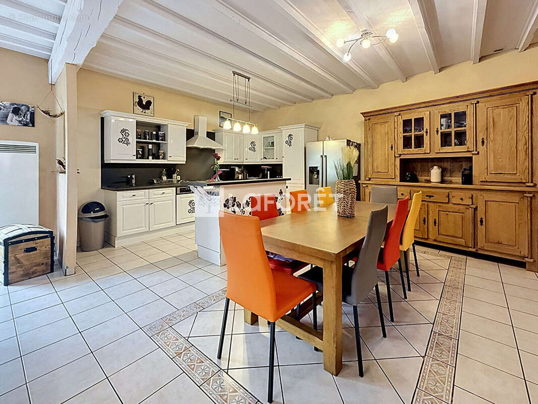 Maison de village rénovée - Mézériat - photo 9