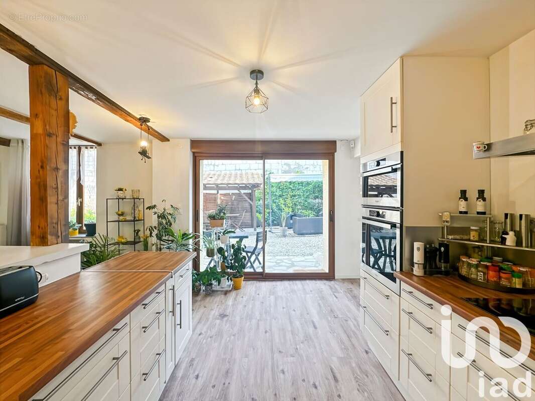 Maison 186 m² à Michery  - photo 5
