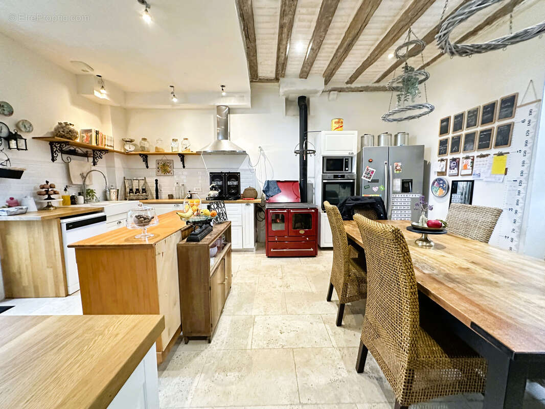 Maison à AUNAY-SOUS-AUNEAU