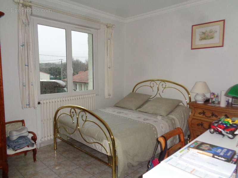 Maison à FONTCOUVERTE