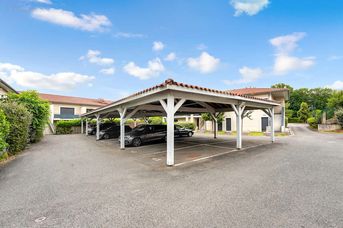 Appartement à SAINT-ORENS-DE-GAMEVILLE