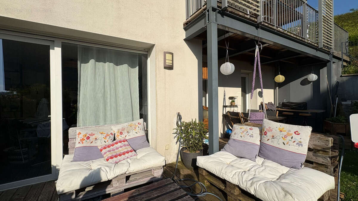 Appartement à MURES