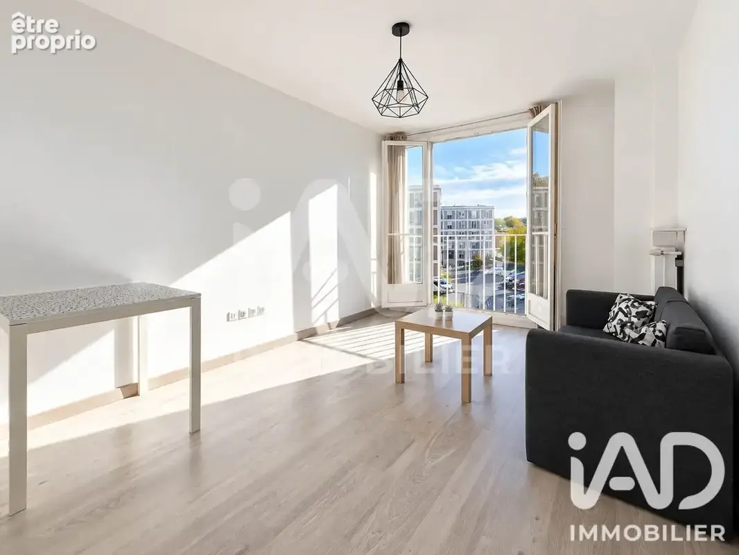 Photo 1 - Appartement à PANTIN