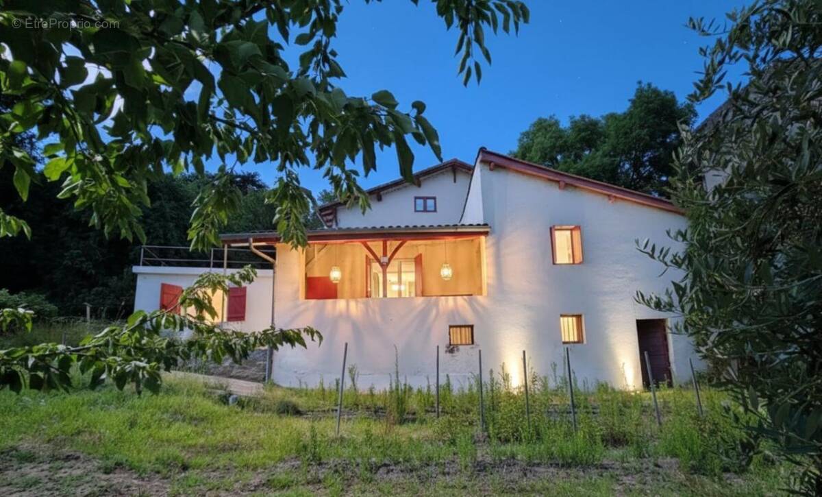 Maison à CLAIRAC