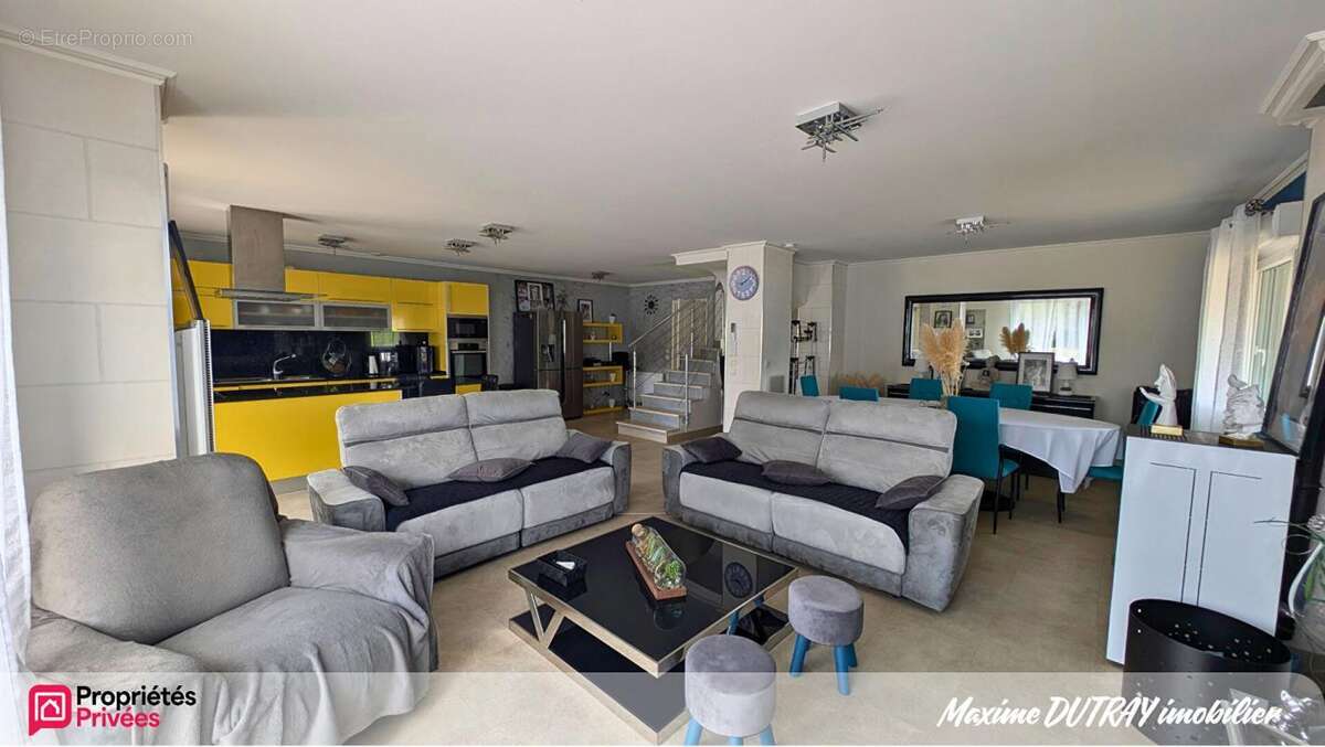 Maison 5 pièces 140m² - Piscine - Dépendance 150m² - photo 5