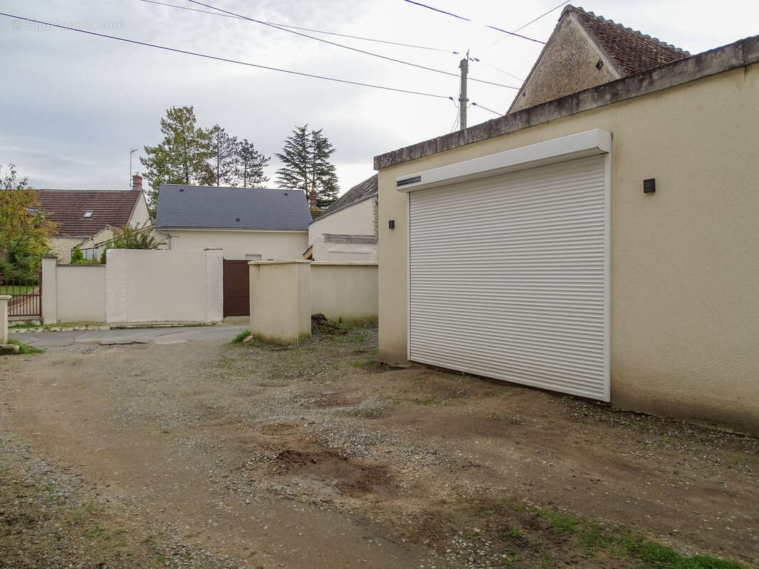 Maison à CHATRES-SUR-CHER