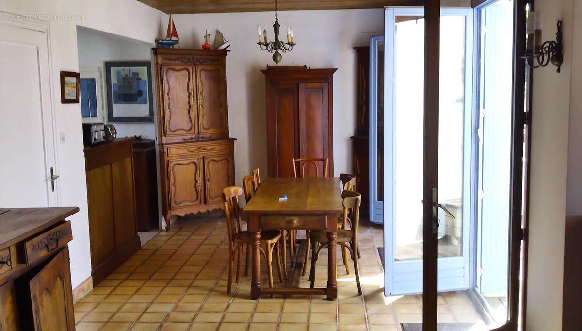 Maison à LA TURBALLE