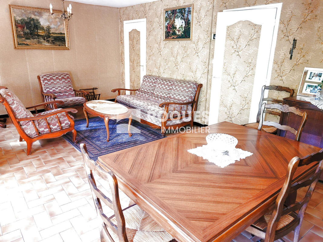 A Vendre, Andabre, sur la commune de Rosis  34610 , maison avec garage, terrasse et cour. - photo 4