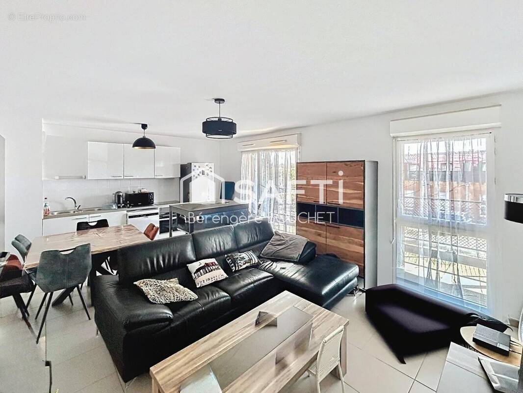 Photo 1 - Appartement à ARTIGUES-PRES-BORDEAUX