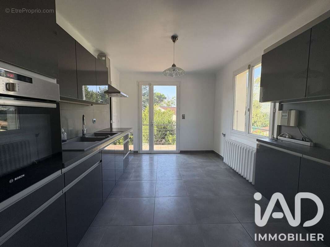 Maison 122 m² à Aubenas  - photo 9