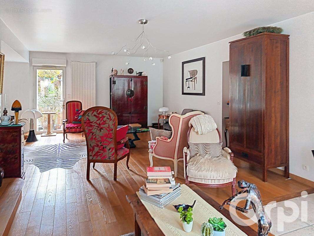 Maison à BALLAINVILLIERS