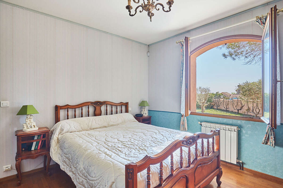 Maison à SAINT-CANNAT