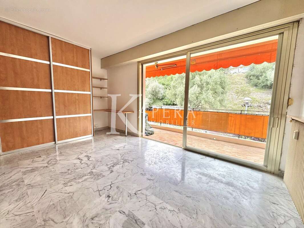 Appartement à ROQUEBRUNE-CAP-MARTIN
