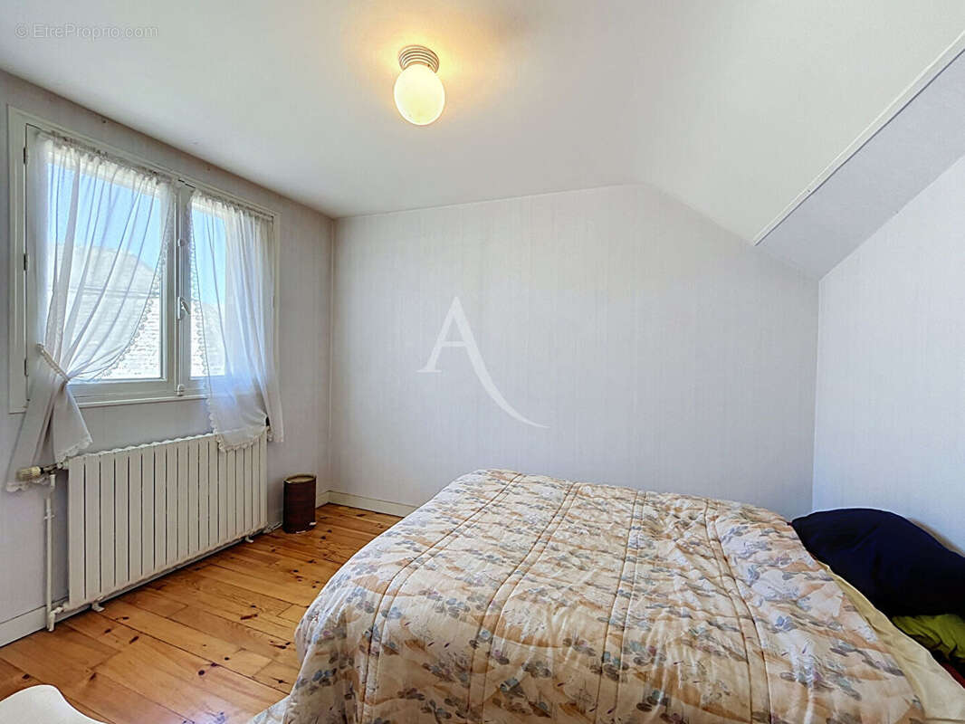 Maison 7 pièces Faubourg - 5 chambres - cours - photo 16