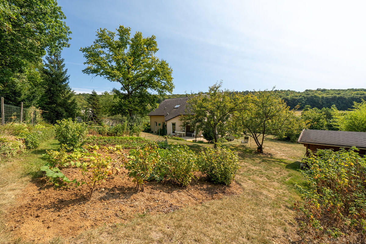 Maison à BOUXIERES-AUX-DAMES