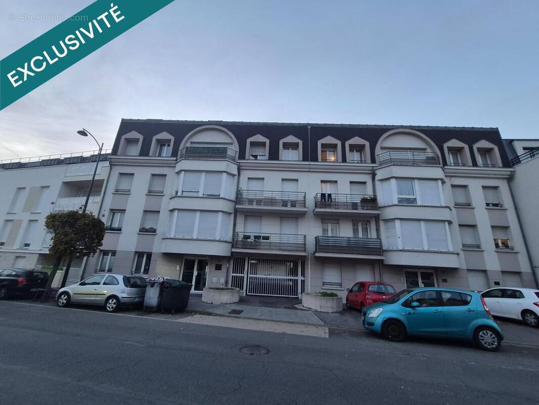 Photo 1 - Appartement à PONTAULT-COMBAULT