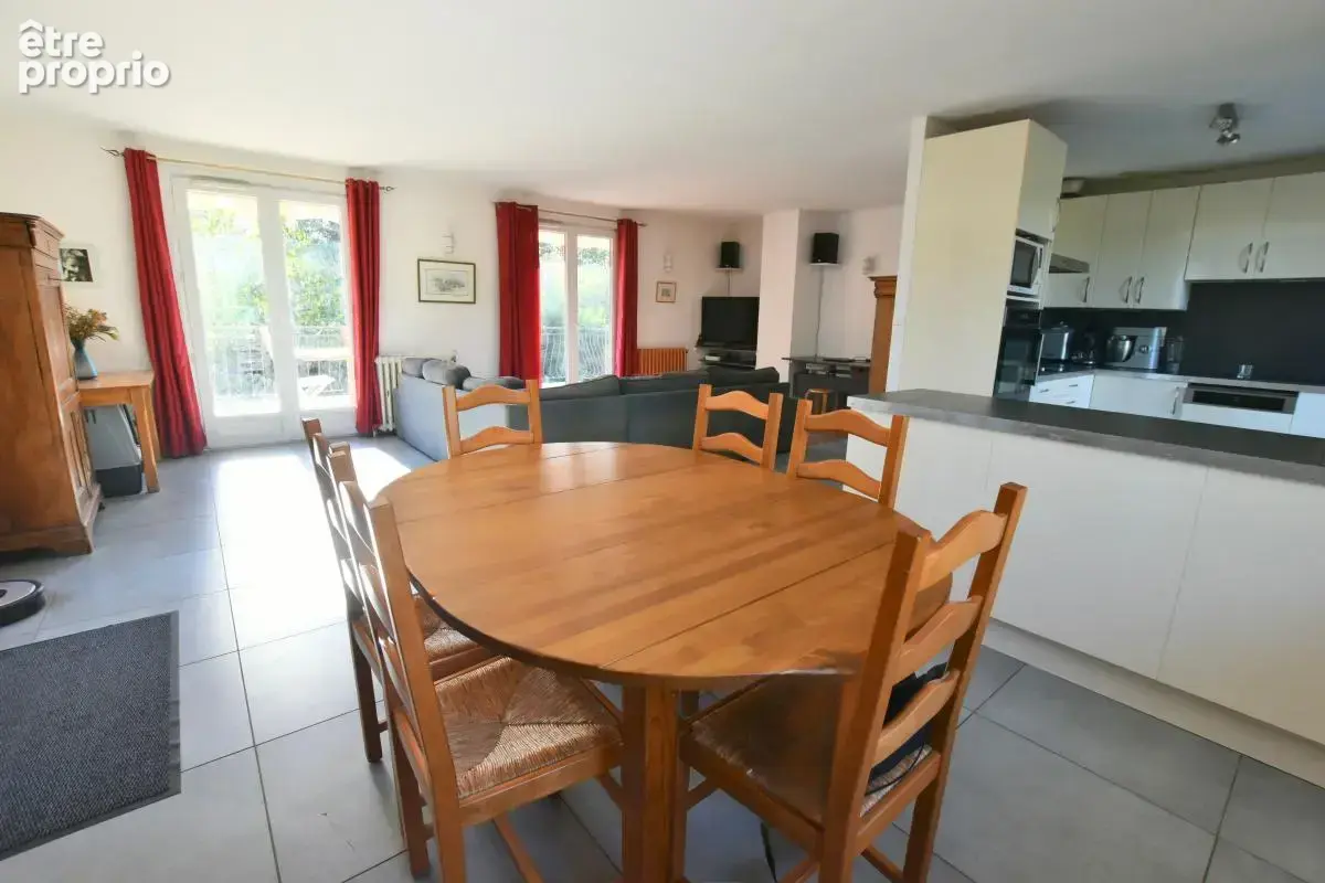 Maison T6 avec un fort potentiel À Vendre - photo 3