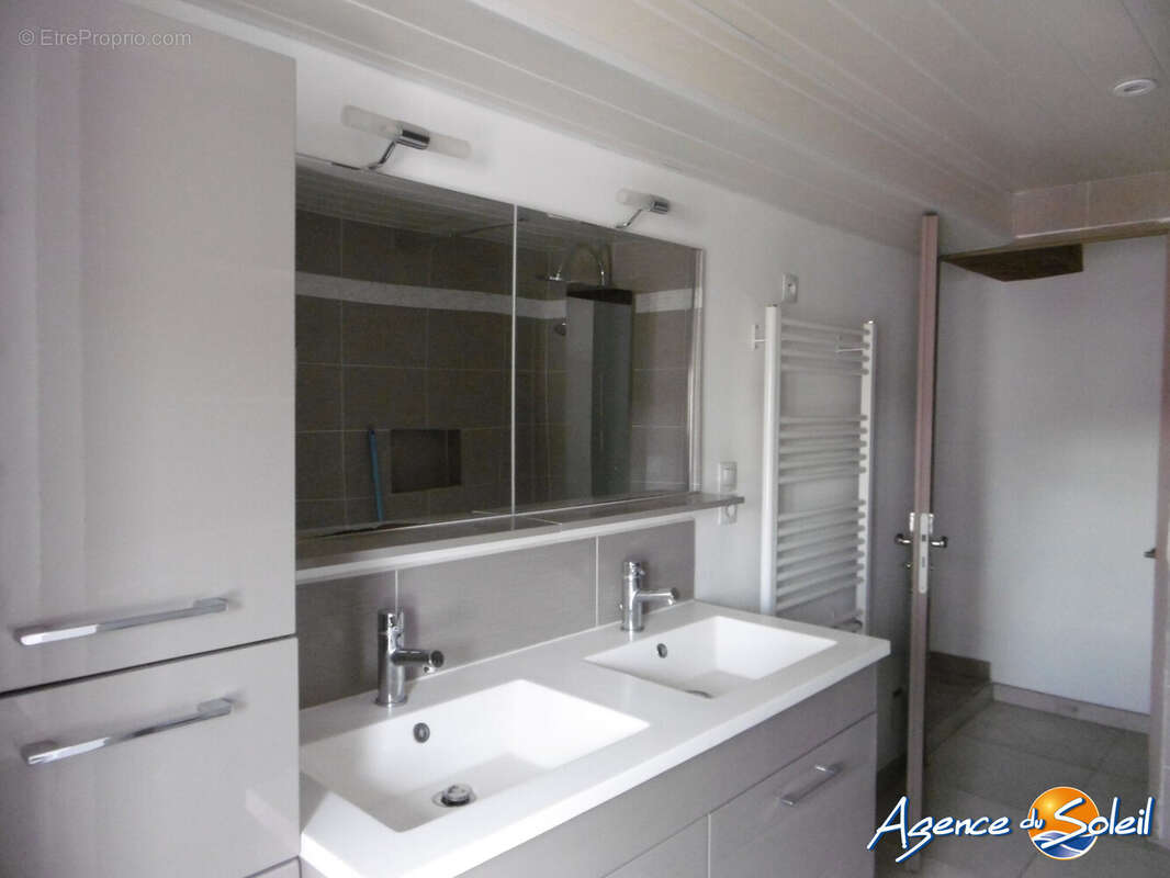 Appartement à CUXAC-D'AUDE