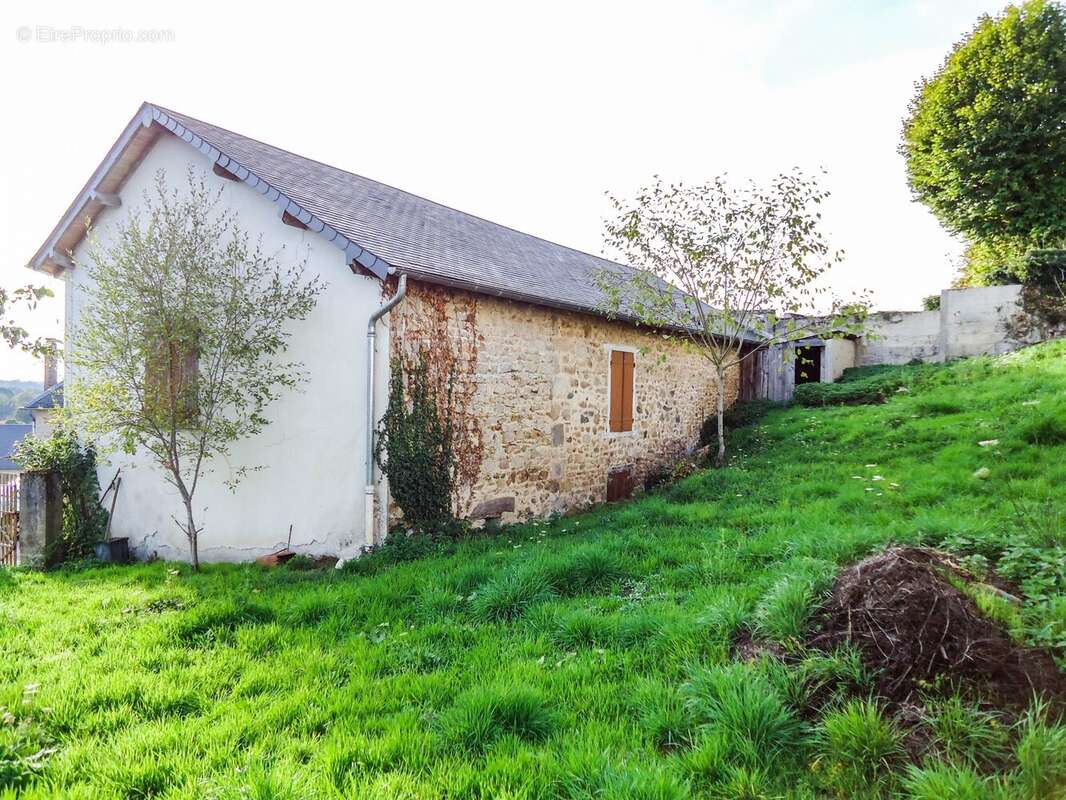 Maison à SAINT-MOREIL