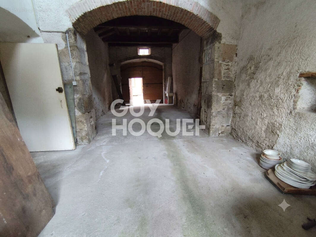 Appartement à SAINT-GERMAIN-LAVAL