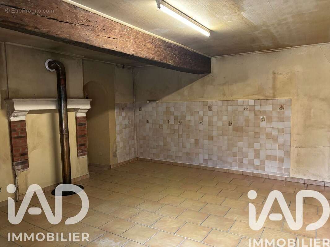 Photo 2 - Maison à LOMBRON