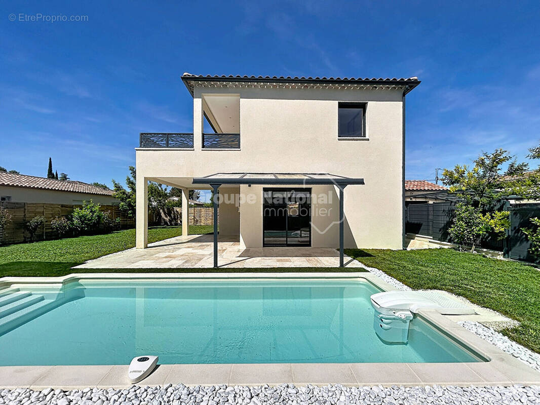 Maison à MONTEUX