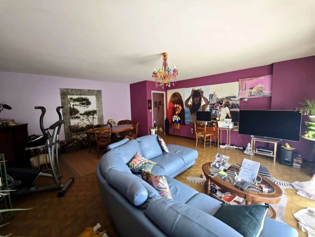 NARBONNE – Appartement T4 de 79 m² avec jardin, garage et celliers - photo 7