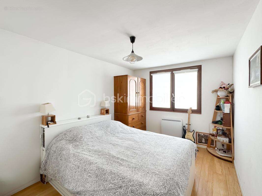 Maison à OZOIR-LA-FERRIERE