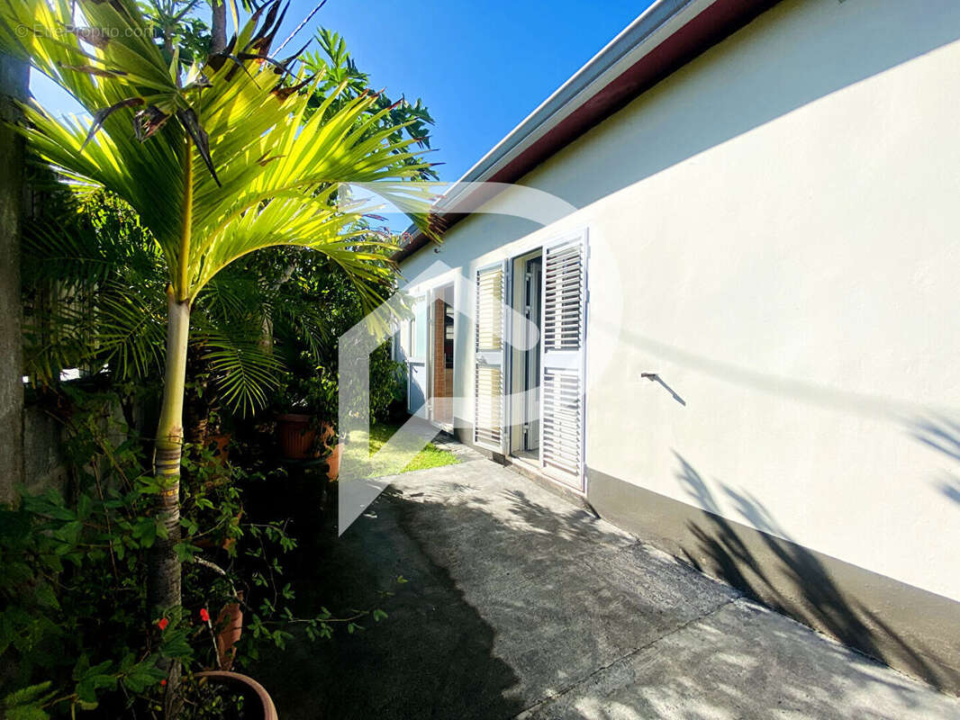 Maison à SAINT-PIERRE