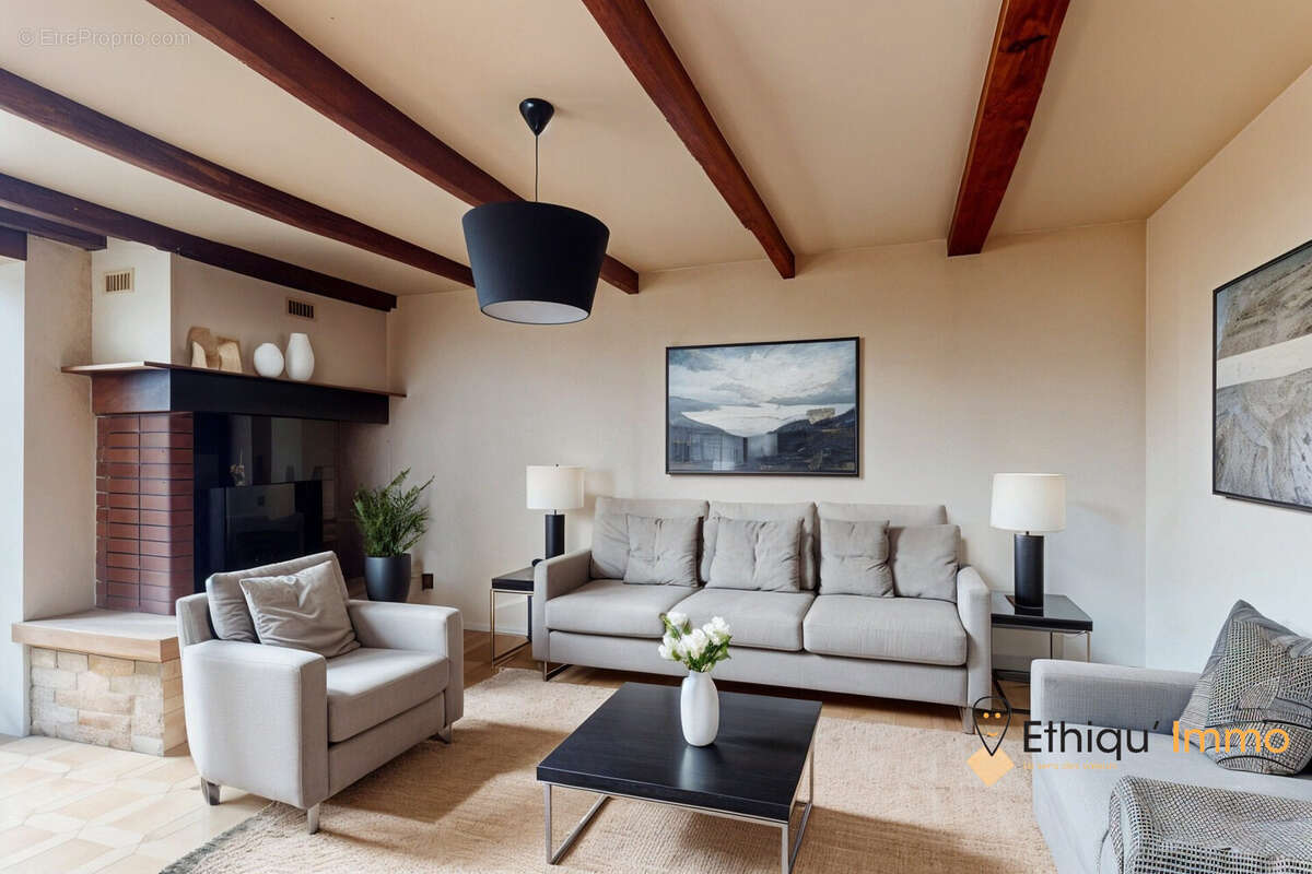 Maison à COLOMBEY-LES-DEUX-EGLISES