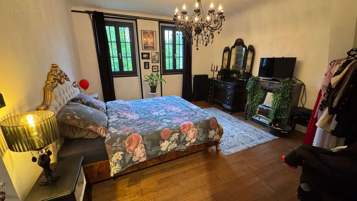 Maison à SAINT-CHRISTOPHE-EN-BAZELLE