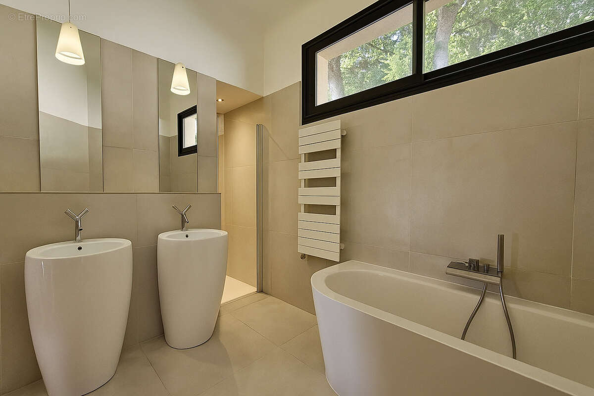 Maison à SAINT-VALLIER-DE-THIEY