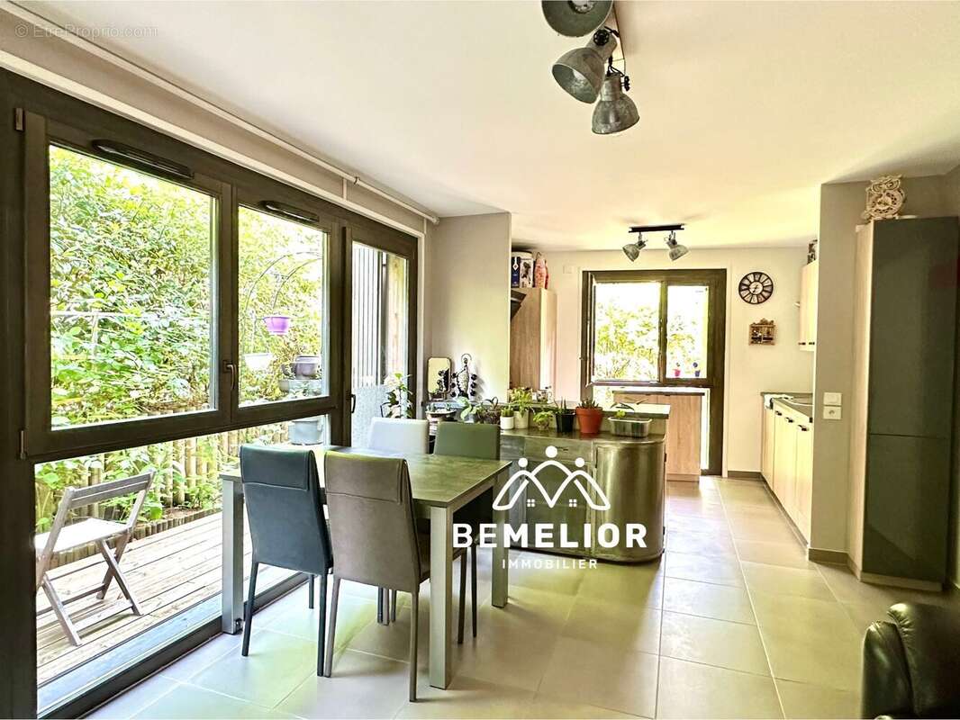 Appartement à BAILLY