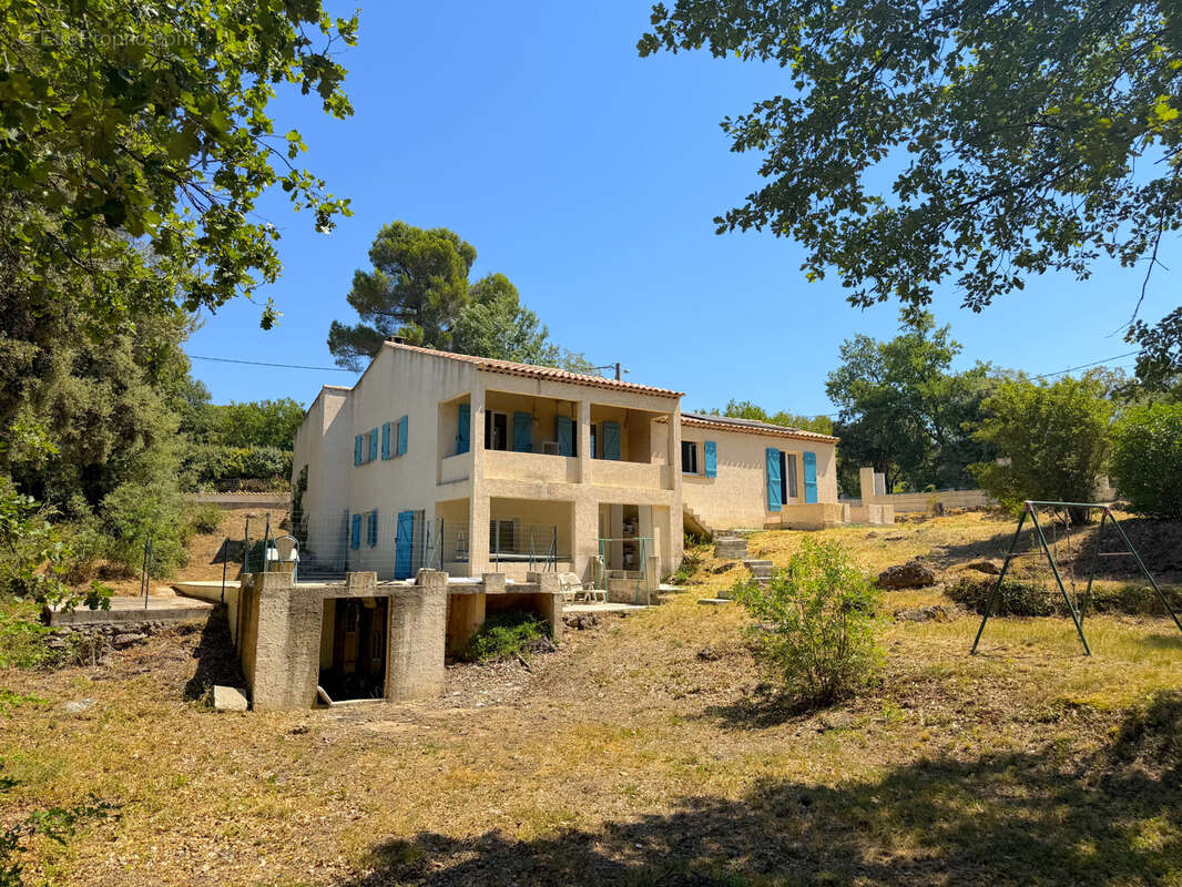 Maison à SILLANS-LA-CASCADE