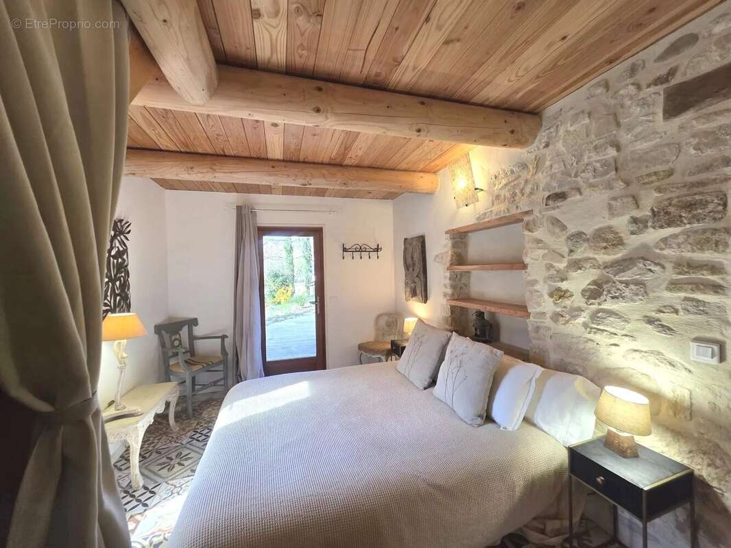 Maison à RUSTREL