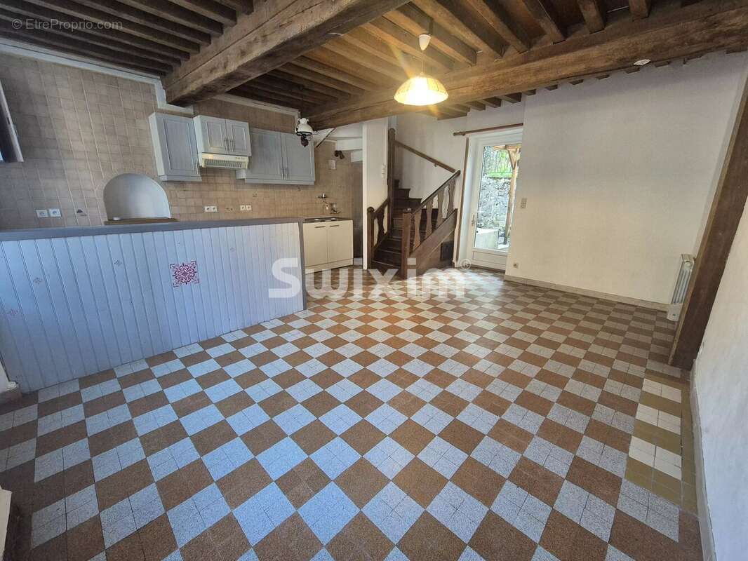 Maison à LORMES