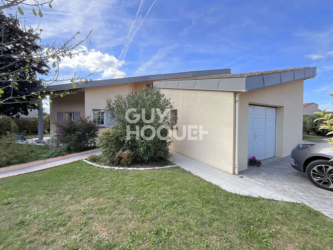 Maison à LABARTHE-SUR-LEZE