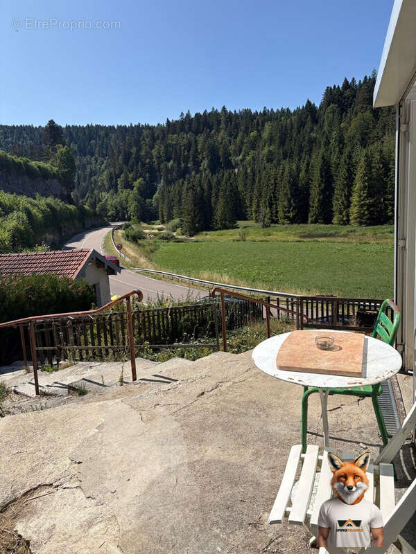 Maison 89 m² à Les Combes  - photo 2